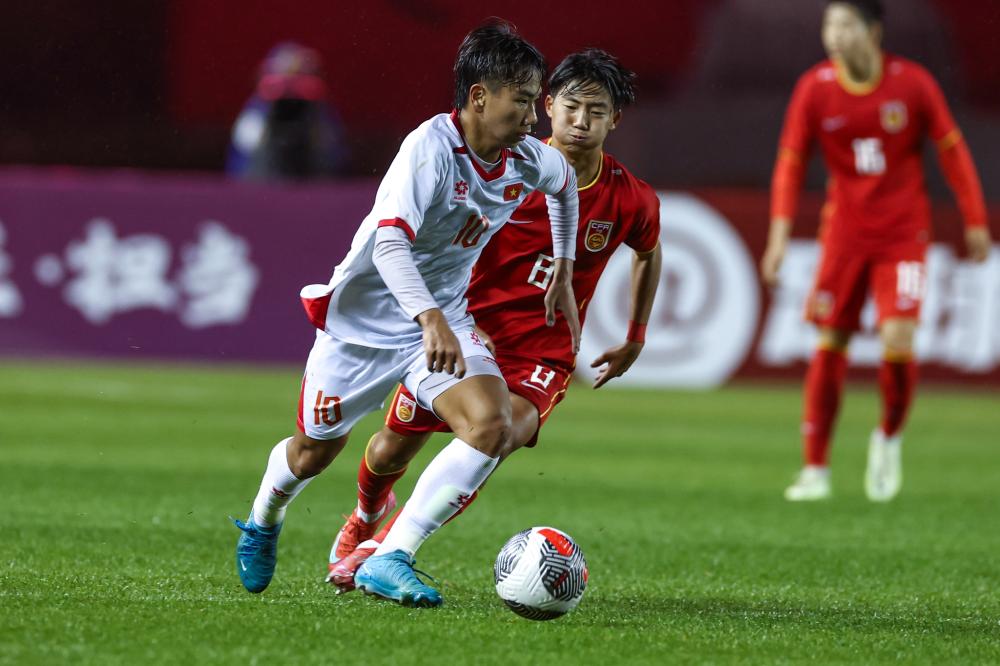 球探交错